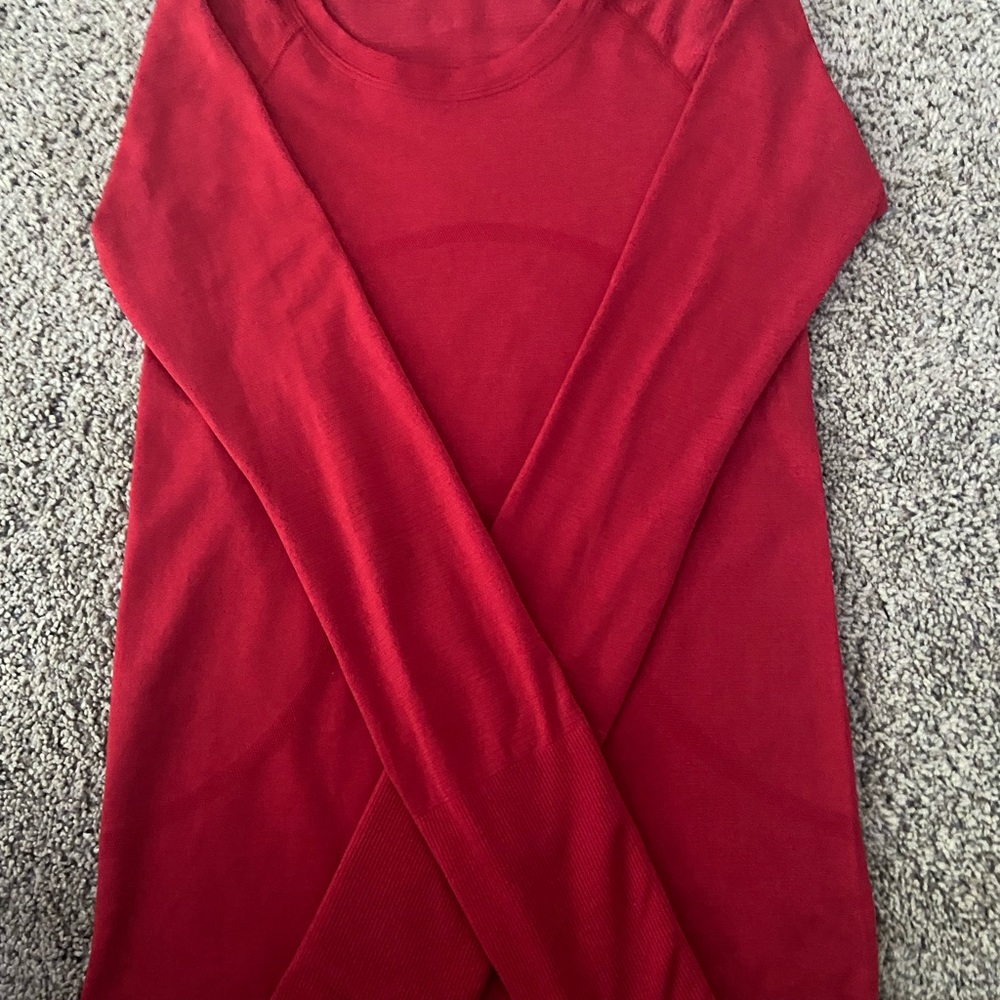 Dark red swiftly tech